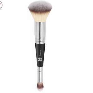 It Foundation brush 💥SOLD💥